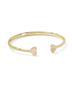 Framed Ari Heart Gold Cuff Bracelet in Iridescent Drusy | Kendra Scott Gold Jewelry Kendra Scott, Kendra Scott Bangle, Kendra Scott Stretch Bracelet, Kendra Scott Heart Bracelet, Kendra Scott Cuff Bracelet, Cute Gold Bracelets, Kendra Scott Rings, Maxi Jewelry, Metal Jewelry Handmade