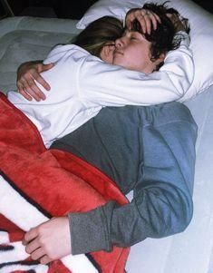 Couple Sleeping, Image Couple, Couple Goals Teenagers, Boyfriend Goals