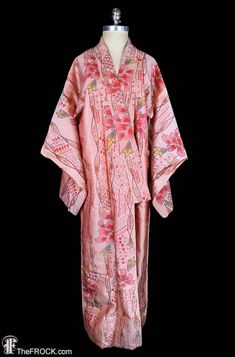 Long Pink Silk Robe, Pink Silk Kimono For Wedding, Pink Silk Wedding Kimono, Red Vintage Kimono For Spring, Pink Silk Long Sleeve Kimono, Elegant Long Pink Robe, Vintage Red Kimono For Tea Ceremony, Pink Silk Kimono For Spring, Pink Robe With Kimono Sleeves For Wedding