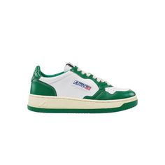 【オートリー】MEDALIST_LOW_LEATHER/LEATHERBICOLOR_UP Green Low-top Custom Sneakers With Contrast Sole, Green Custom Low-top Sneakers With Contrast Sole, Classic Green Sneakers With Vulcanized Sole, Classic Green Sneakers With Contrast Sole, Classic Green Sneakers With Gum Sole, Retro Green Custom Sneakers For Streetwear, Classic Green Low-top Sneakers, Retro Green Sneakers With Round Toe, Classic Green Custom Sneakers For Streetwear