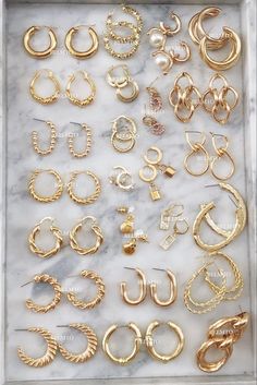 Ušný Piercing, Jewelry Accessories Ideas, Jewelry Simple, Dope Jewelry, Classy Jewelry, Jewelry Essentials, Jewelry Lookbook, Nalu, Affordable Jewelry