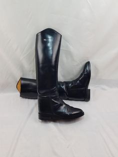 Rare vintage riding women's boots in retro style for special ladies. Vintage black leather western boots with round toe. Horse boots very comfortable. Designer boots for women. Vintage boots will complement any of your looks. Vintage over the knee tall boots. Handmade high boots are always elegant boots. These burgundy boots are very nice. In a single copy. Original 90s style. Limited edition. Good condition. I can send additional photos upon request. I can send additional photos upon request. M Western Riding Boots For Winter, Western Winter Riding Boots, Winter Riding Knee-high Boots With Round Toe, Wide Calf Knee-high Riding Boots, Fitted Moto Boots For Riding In Fall, Classic Round Toe Knee-high Riding Boots, Black Knee-high Boots With Round Toe For Riding, Black Wide Calf Knee-high Boots For Riding, Fitted Moto Boots With Round Toe For Riding