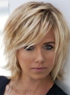 Female Haircuts, Short Layered Hairstyles, Short Shag Hairstyles, Layered Hairstyles, Choppy Bob Hairstyles, Bob Haircut With Bangs, Messy Short Hair, Short Layered, Short Layered Haircuts