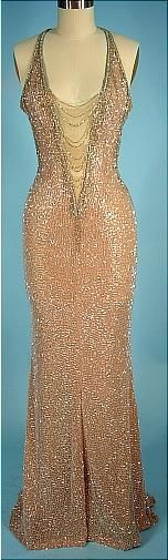 Bob Mackie gown worn by Cher to the 1983 Academy Awards when she was nominated for Best Supporting Actress in "Silkwood". Retro Bob, Fashion 1980s, Dress Gallery