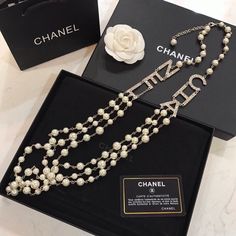 ChanelNecklace Designer Metal Necklaces For Gifts, Collar Chanel, Chanel Sign, Necklace Chanel, Gucci Gg Belt, Louis Vuitton Shirt, Chanel Shirt, Chanel Necklace, Jewel Necklace