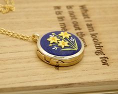 This is a handcrafted personalized locket necklace with 3 photos/messages inside, a detailed design from clay and metal base. Best gift ideas for mother, wife, sister, aunt, daughter, or grandmother for Mother's Day, wedding, her birthday, or other occasions. 🍃MANUFACTURING AND PROCESSING TIME This jewelry is already made and is ready to be personalized with photos/text for you. I create by hand each piece of jewelry, the design is intricate and delicate. Due to the handmade nature of the item, Mother's Day Wedding Locket Necklace With Birth Flower, Gift Ideas For Mother, Floral Photo, Bird Jewelry, Photo Locket, Gift For Woman, Detailed Design, Best Gift Ideas, Locket Necklace