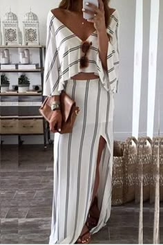 White Bohol, Summer Clothing, Maxi Skirts, Mode Inspiration, Kurt Cobain, Holiday Outfits, Playsuit, Look Fashion, Spring Summer Fashion