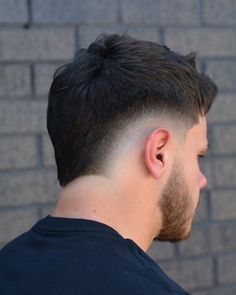 Burst Fade Crop Top, Mid Burst Fade Straight Hair, Crop Top Fade Haircut, Crop Top Haircut Men, Mohawk Hairstyles Men Faded, Short Mullet Fade, Short Mohawk Fade, Crop Top Fade, Crop Fade