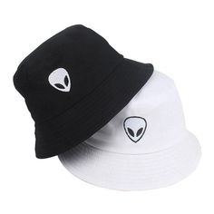 "Alien" Bucket Hat Since the return in fanfare of the streetwear bucket hats in the fashion panoply of the greatest fashionistas, we also surf on the trend and we propose you this model ALIEN. Far from being an unattractive piece, this hat has a narrow brim with a classy straight shape. Slipping into a resolutely urban style, like those great hip hop stars, or to offset a classic outfit. Available in black and white, this ALIEN bob is very elegant. Its seams and its finish have been worked in or Trendy Black Cap-style Bucket Hat, Urban Bucket Hat With Adjustable Short Brim, Adjustable Streetwear Bucket Hat, Adjustable Short Brim Sun Hat For Streetwear, Adjustable Bucket Hat For Streetwear, Trendy Black Bucket Sun Hat, Trendy Black Bucket Hat, Trendy Adjustable Black Bucket Hat, Trendy Summer Hats For Streetwear