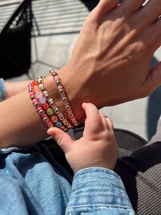 One of Helena's favorites! The Smile Beaded bracelet is a fun piece to add some variety and color to any stack! Wear your smile on your sleeve, and draw some more attention to your GH stack with these fun colors! Material: 18K Gold Filled Bead Size: 6mm Length: 6' inches (Stretches to 6.5') Chain Type: Beaded The Smile, Smile On, Your Smile, Beaded Bracelet, 6 Inches, Gold Filled, 18k Gold, Bangles, Beaded Bracelets