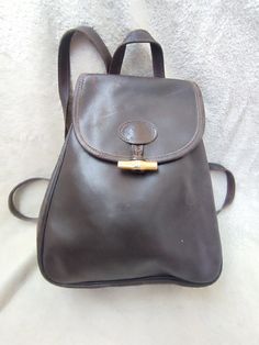 Longchamp vintage brown leather backpack made in France, good condition, some scuffs and scratches,dimensions 26cm*19cm*10cm Vintage Leather Backpack For School With Leather Lining, Classic Brown Backpack For Formal Occasions, Brown Leather Backpack For Formal Occasions, Classic Brown Formal Backpack, Formal Brown Leather Backpack, Formal Brown Leather Standard Backpack, Vintage Brown Leather Satchel Backpack, Vintage Brown Leather Backpack, Vintage Brown Backpack With Leather Lining