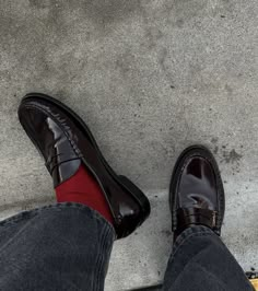 Burgundy Loafers Outfit, Burgundy Loafers, Loafers Outfit, Insta Photo Ideas, Fashion Aesthetic, Insta Photo, Sock Shoes, Loafers Men