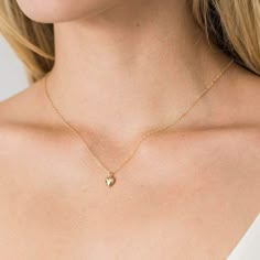 Small Gold Heart Necklace, Mini Heart Necklace, Small Heart Pendant, Simple Gold Heart Necklace, Bride Necklace Wedding Simple, Small Necklaces, Gf Necklace, Dainty Heart Necklace, Heart Gold Necklace