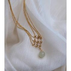 Vintage wave layer chain Hetian jade/freshwater pearl necklace. Jade/pearl wedding necklace. elegant lace necklace. Boho wedding necklace These Hetian jade/freshwater high luster Baroque pearl necklace make for an elegant addition to any outfit. Classic jewelry vibe combined with the fashion-forward trend. Comfortable for daily wear, suitable for every occasion. DETAILS * 18K Gold plated  * AAAA Baroque Pearls * Hetian jade/freshwater pearl  * Lead Free and Nickel Free MEASURES Freshwater Pearl size: approx 0.8cm Hetian jade bead size: approx 0.8cm Necklace length: 16inches with 2inches extender (The freshwater pearls are approx, Everyone is unique) , Please note: These are genuine freshwater pearls so size of each pearl can vary.  All pearls are naturally formed and each pearl is one-of-a Boho Wedding Necklace, Vintage Waves, Pearl Necklace Wedding, Gold Long Necklace, Lace Necklace, Layered Chains, Baroque Pearl Necklace, Pearl Wedding, Classic Jewelry