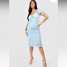 Boohoo Maternity Dress Blue Ruched Midi Dress For Casual Wear, Fitted Blue Midi Dress For Garden Party, Light Blue Ruched Sundress, Light Blue Ruched Dress For Day Out, Light Blue Ruched Dress For Spring, Fitted Light Blue Floral Print Midi Dress, Blue Feminine Midi Dress For Party, Light Blue Ruched Midi Dress For Spring, Feminine Blue Midi Dress For Party