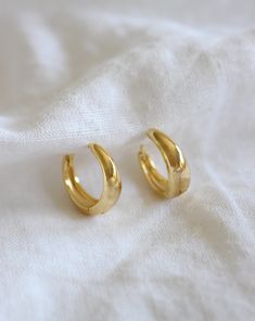 The earrings that will never go out of style! 0.6in gold filled hoops. Nickel free. Tarnish resistant. Everyday Bracelet, Gold Filled Hoops, Go Out, Out Of Style, Gold Filled, Pearl Earrings, Bubbles, Water Resistant, Stud Earrings