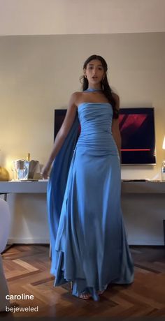 Bday Outfit Ideas Long Dress, Uni Graduation Outfit, Quince Guest Outfit, Pisces Dress, Baby Blue Prom Dress, Matric Ball Dresses, Blue Long Prom Dress, Graduation Ball