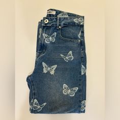 Brand: Blue Savvy Size: 9/29 Condition: Never Worn Material: Jean With Butterfly Prints Color: Blue With White Butterflies Super Cute Trendy Spring Butterfly Print Bottoms, Trendy Butterfly Print Bottoms For Spring, Jeans With Butterflies, Butterfly Halloween Costume, Ears Tour, Butterfly Jeans, Butterfly Halloween, Butterfly Clothes, Butterfly Prints