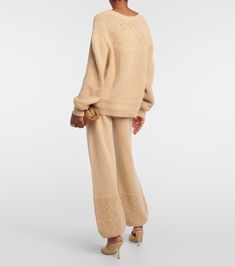 Luxury Beige Sweater For Fall, Beige Cashmere Cardigan With Ribbed Cuffs, Luxury Wool Sweater With Ribbed Cuffs, Luxury Beige Wool Sweater, Elegant Crew Neck Cashmere Sweater, Fine Knit Beige Cashmere Sweater, Beige Fine Knit Cashmere Sweater, Cream Cashmere Sweater For Winter, Elegant Fall Sweater For Loungewear