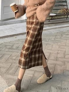 Lasaky - Vintage High-waisted Plaid Midi Skirt with Hip Hugging Fit Trendy Full-length Skirt For Fall, Trendy Full Length Skirt For Fall, Trendy Winter Skirt, Trendy Long Skirt For Winter, Casual Pencil Skirt For Fall, Brown Long Skirt For Winter, Brown Skirt For Fall, Trendy Winter Lined Skirt, Winter Long Skirt With Pockets