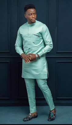 Traditional Green Semi-formal Sets, Traditional Fitted Agbada For Formal Occasions, Formal Long Sleeve Sets With Traditional Patterns, Men Senator Designs, African Wear Designs, African Dashiki Shirt, Kaftan For Men, Latest African Wear For Men, African Men Clothing