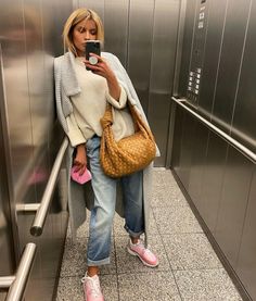 Gitta Banko on Instagram: “#elevatorselfie” Gita Banko, Dita Von Teese, Over 50 Womens Fashion, Everyday Style, Daily Outfits, Work Outfit, Everyday Fashion