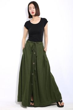 The Buttoned Linen Skirt is closed by the front buttons, the waist string also can adjust the waistband. The full length skirt is made of soft linen blend. The linen skirt has two side pockets. This casual everyday army green buttoned linen skirt is a lovely spring or summer basic that can be worn Long Linen Skirt, Army Green Skirt, Maxi Skirts Summer, Sukienki Plus Size, Maxi Rok, Skirts Long, Rock Outfit, Womens Maxi Skirts, Long Skirts For Women