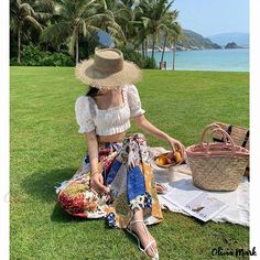 Olivia Mark - Long Beach Vacation Pants: Flowy Wide Leg Pants for a Boho Chic Look Beach Boho Outfit, Vacation Pants, Girly Tomboy, Flowy Wide Leg Pants, Relationship With Jesus, Boho Outfit, Beach Boho, Short Sleeve Tops, Pant Length