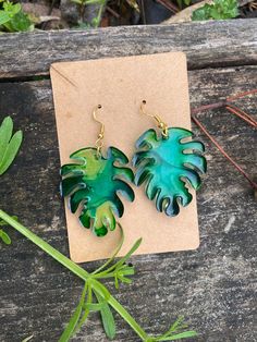 Shades of Green Leaf Bold Statement Boho Chic Summery Earrings. Handmade to inspire joy.  Let us know if you would like any custom colors!! Fashion Boho Chic, Mode Boho, Fashion Boho, Fun Gifts, Lightweight Earrings, Green Leaf, Light Weight Earrings, Boho Chic Fashion, Shades Of Green