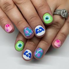 Disney Character Gel Nails, Pixar Nails Short, Disney Character Nails Short, Different Disney Character Nails, Simple Short Disney Nails, Cute Character Nail Designs, Aesthetic Disney Nails Short, Book Nail Designs