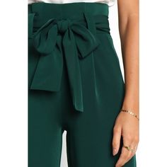 Step into timeless sophistication with our stylish Wide Leg Pant! The high-waisted design and gathered pleated waistband give you a flattering silhouette that's perfect for any occasion. Green Pants Outfit Casual, Green Pants Outfit, Petal And Pup, Pants Outfit Casual, High Waist Wide Leg Pants, Green Pants, Wide Leg Pant, Casual T Shirt, Outfit Casual