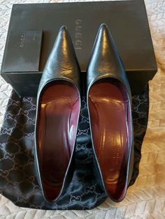 Gucci PUMPS SIZE 8.5 BLACK LEATHER 2 INCH HILL . Condition is Pre-owned, comes with box and dust bag. Shipped with usps Gucci Pumps, 2 Inch Heels, Dust Bag, Black Leather, Loafers, Pumps, Gucci, Heels, Leather