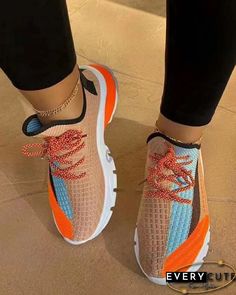 Colorblock Round-toe Breathable Lace-up Sneakers Spring Sneakers, Loafer Shoes Women, Orthopedic Shoes, Girl Braids, Modest Style, Cute Nike Shoes