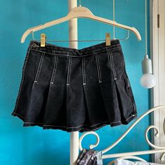 Like New Never Worn Brandy Melville Pleated Skirt/Shorts. Size Small And 100% Cotton. Black With White Stitches I Have Lots Of Other Brandy Melville Listed So Go Check It Out, I Bundle! Black Y2k Style Short Bottoms, Edgy Short Pleated Skirt, Trendy Pleated Short Tennis Skirt, Trendy Short Pleated Tennis Skirt, Trendy Black Mini Tennis Skirt, Trendy Black Mini-length Tennis Skirt, Y2k High Waist Tennis Skirt, Trendy Black Mini Length Tennis Skirt, Black High Waist Tennis Skirt For Summer