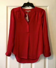 Dark Red Shirt, Texas Weather, Textured Blouse, Red Clothes, Red Blouse, Abaya Designs, Pretty Top, Style Challenge, Stitch Fix Inspiration