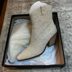 Brand New Never Worn. These Are Perfect For A Wedding, Bridal Shower Or Even The Holidays! Purchased For My Wedding, But Went With Something Different. Shoes Are Wrapped Up In Original Packaging And Ready To Ship! The Box Is Damaged Because It Was Shipped From The Store In Its Original Box, Instead Of Inside Another Shipping Box. Aggravating, But Did Not Damage The Shoes Whatsoever Luckily! Elegant Spring Wedding Boots, Spring Wedding Boots With Pointed Toe, Glamorous Embellished Wedding Boots, Chic Wedding Boots For Spring, Chic Spring Wedding Boots, Elegant Embellished Snip Toe Boots, Elegant Embellished White Boots, Elegant Wedding Boots Embellished, Elegant Embellished Wedding Boots