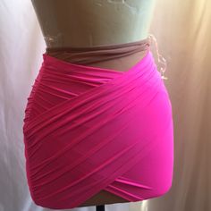 Nwt Size Small Spandex Nude Under Mesh Stretch Skirt For Club, Flirty Stretch Skort For Club, Pink High Waist Mini Skirt For Club, Stretch Mini Swim Skirt For Night Out, Stretch Lined Skirt For Club, Pink Flirty Club Skirt, Stretch Mini Skirt With Wide Waistband, Stretch Ruched Skirt For Club, Pink Flirty Skirt For Club