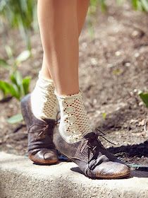 Funky Footwear, 50's Fashion, Mori Fashion, Mori Girl Fashion, Forest Girl, Grunge Style, Mode Inspiration