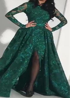 Green Floral Formal Gown With Long Fitted Sleeves; This gown is perfect for balls and formal evenings. The features of this gown are the following: two layers of fabric, sequined, green color. This gown is of great quality. You will receive a product as good as the one displayed on the image. Big Skirt, Big Skirts, Arab Wedding, Trendy Prom Dresses, Sleeve Gown, Long Sleeve Gown, Long Sleeve Evening Dresses, Green Dresses, Gold Fashion Necklace