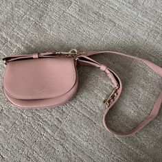 Gently Used. Excellent Condition. Ted Baker London Bags, London Bags, Cross Body Purse, Ted Baker London, Purses Crossbody, Ted Baker, Cross Body, Crossbody Bags, Bag Lady