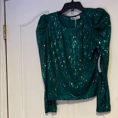 Brand New Emerald Green Sequin Shirt Green Top For Night Out Party Season, Green Tops For Evening Party Season, Casual Holiday Tops For Night Out, Green Sequin Tops For Fall, Green Sequined Tops For Spring, Fitted Green Top For Holiday, Fitted Green Top For The Holiday Season, Festive Green Sequin Tops, Festive Green Sequined Tops