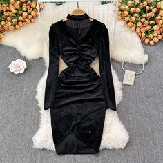 Sexy v neck long sleeve dress fashion dressFabric: velvetColor: blackSize(cm): S, M, L, XL, 2XL(1inch=2.54cm)S length 83cm bust 80-84cm waist 64-66cmM length 84cm bust 84-88cm waist 66-70cmL length 85cm bust 88-92cm waist 70-74cm&ltp&gtXL length 86cm bust 92-96cm waist 74-78cm</p>&ltbr/>&ltp&gt2XL length 87cm bust 96-100cm waist 78-82cm</p>&ltbr/>&ltp&gtPlease check the size carefully when you choose items, thank you.</p>&ltbr/> Fall Velvet V-neck Dress For Night Out, Elegant Long Sleeve V-neck Dress For Night Out, Velvet V-neck Dress For Night Out, Black V-neck Bodycon Dress For Party Season, V-neck Black Bodycon Dress For Party Season, Black Velvet Long Sleeve Winter Dress, Black Velvet Dress For Date Night In Fall, Elegant Long Sleeve Velvet Dress For Date Night, Chic Velvet Dress For Winter Date Night