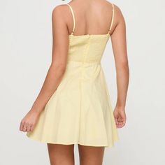 Princess Polly

XANTHA MINI DRESS YELLOW
✨never worn

#sorority #rush #hoco #formal #recruitment Sorority Rush, Dress Yellow, Princess Polly, Sorority, Rush, Women's Dress, Mini Dress, Yellow