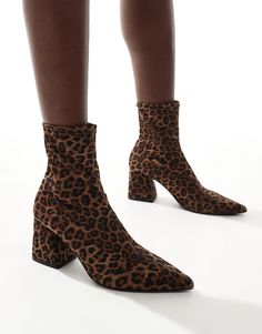 Shoes by Stradivarius That all-year-round one Animal print Zip-back fastening Pointed toe High block heel Flip Flop Boots, Shorts Co Ord, Shoes Boots Ankle, Winter Party Dress, Sweaters And Leggings, White Trainers, Maxi Dress Trend, Petite Maternity, Vans Old Skool