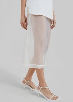 Peri Sheer Midi Skirt - White – The Frankie Shop Trends Ss24, Organza Midi Skirt, Sheer Midi Skirt, Fashion Trend Report, Satin Mini Skirt, Column Skirt, Classic Trousers, Frankie Shop, Skirt Trends