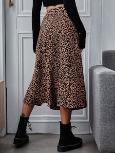 All Over Print Split Thigh Skirt Tiger Print Skirt Outfits, Tiger Skirt, Casual Summer Skirt, Thigh Skirt, Cord Skirt, Split Skirt, Spring Skirts, Midi Length Skirts, Style Noir