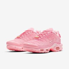 Brand: Nike Model: WMNS Air Max Plus Nickname: 'City Special ATL Atlanta'Colorway: Arctic Punch / WhiteSKU: DH0155-600Release Date: 02/27/2021 Tn Atlanta, Single Braids Hairstyles, Tn Plus, Nike X Travis Scott, Air Max Plus Tn, Nike Max, Low Air Jordan 1, Dr Shoes, Nike Tn