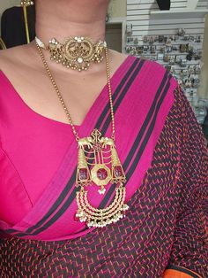 Brass alloy rajwadi polish Fusion Jewellery, Necklace For Neckline, Beautiful Personality, Traditional Indian Jewellery, Choker Necklace Set, Saree Dress, Antique Necklace, Traditional Indian, Look Alike