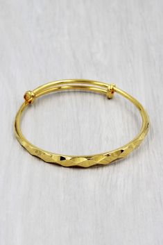 100% nickel free.Material: gold plated.Length: 8 inches，Adjustable.Free gift wrapping.Free shipping on all orders for easy return.30 days return policy. Gold Jewelry With Adjustable Clasp For Gift, Adjustable Gold-plated Jubilee Bracelet, Adjustable Gold Plated Jubilee Bracelet, Adjustable Jubilee Gold Plated Bracelet, Adjustable Gold-plated Bangle Bracelet, Adjustable Gold Plated Bangle Bracelet, Adjustable Hypoallergenic Gold Metal Bracelet, Gold Metal Jewelry With Adjustable Band, Gold Bangle With Adjustable Band