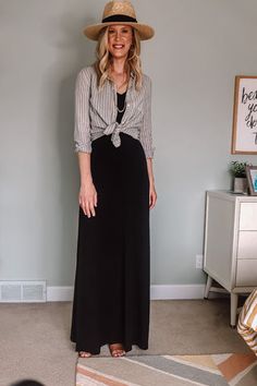 8 Ways To Wear a Tall Black Maxi Dress – Amalli Talli Black Maxi Dress Outfit Ideas Summer, Long Black Maxi Dress Outfit, Long Black Skirt Outfit Summer, Black Maxi Dress Outfit Ideas, Spidey Sona, Long Black Dress Outfit, Black Maxi Dresses, Sleeveless Dress Outfit